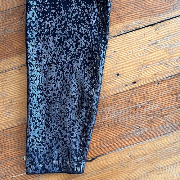 Beyond the Bump by Beyond Yoga Maternity Ombre Leggings Sz S - Picture 2 of 8